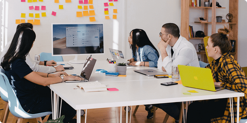 Serious confident businesswoman peo makes